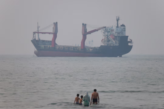 欧洲主要国家现已接受 船舶通过霍尔木兹海峡将不可避免需要付费