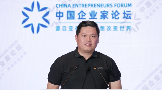 无界动力创始人张玉峰：2025年全球人形机器人产量约两万台，真正可落地干活的商用机器人几乎空白